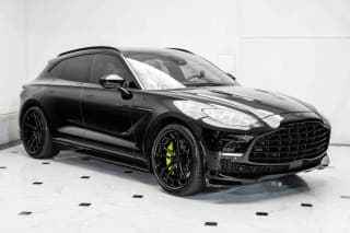 Aston Martin 2024 DBX