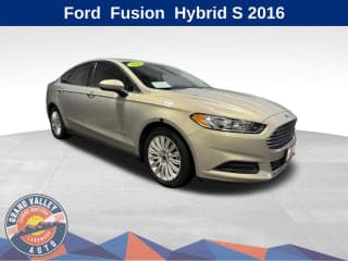 Ford 2016 Fusion Hybrid