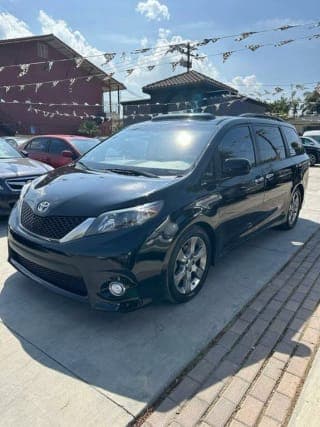 Toyota 2014 Sienna