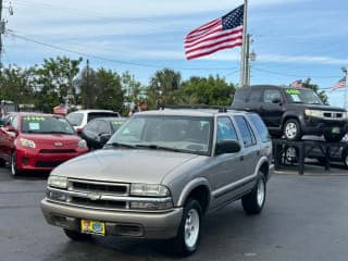 Chevrolet 2002 Blazer