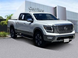 Nissan 2023 Titan