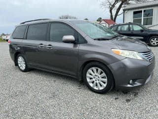 Toyota 2012 Sienna