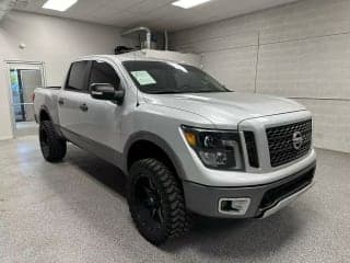 Nissan 2019 Titan