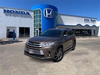 Toyota 2017 Highlander