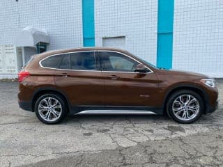 BMW 2016 X1