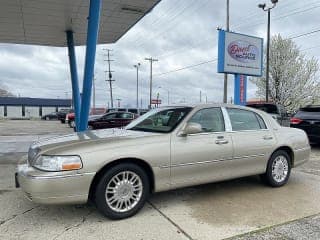 Lincoln 2011 Town Car