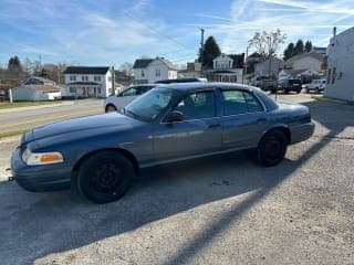 Ford 2008 Crown Victoria