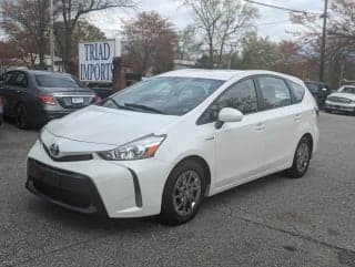 Toyota 2016 Prius v