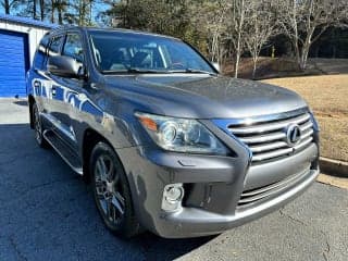 Lexus 2013 LX 570