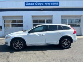 Volvo 2015 V60 Cross Country