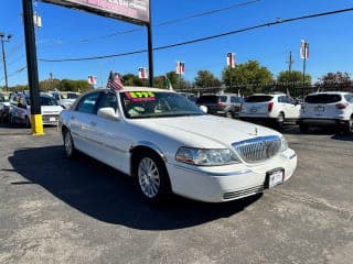 Lincoln 2004 Town Car