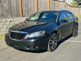 Chrysler 2013 200