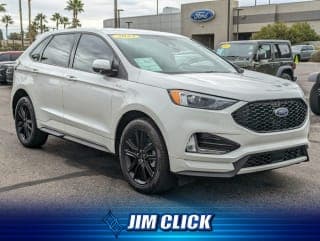 Ford 2023 Edge