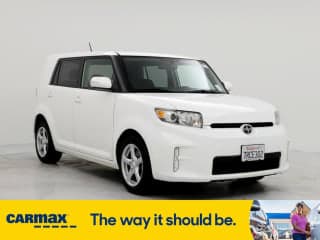 Scion 2015 xB