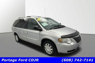 Chrysler 2006 Town and Country