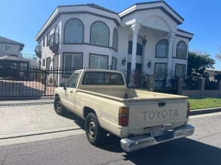 Toyota 1987 Pickup