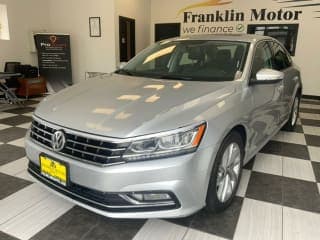 Volkswagen 2018 Passat