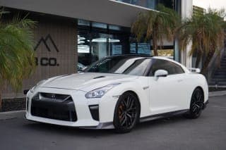 Nissan 2017 GT-R