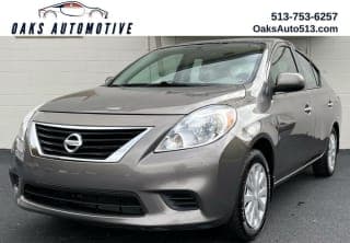 Nissan 2012 Versa