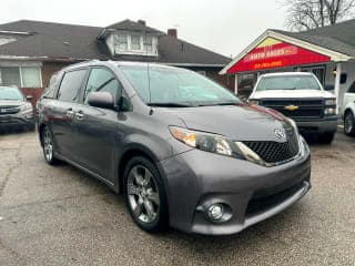 Toyota 2014 Sienna