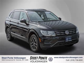 Volkswagen 2021 Tiguan