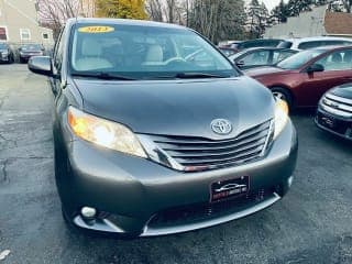 Toyota 2013 Sienna