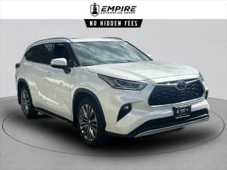 Toyota 2021 Highlander