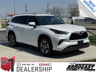 Toyota 2021 Highlander