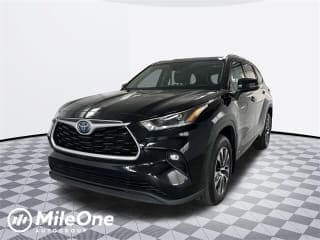 Toyota 2021 Highlander Hybrid