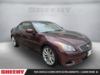 Infiniti 2010 G37