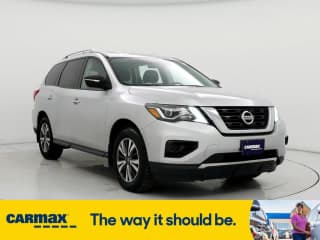 Nissan 2017 Pathfinder