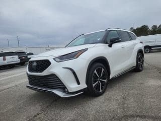 Toyota 2021 Highlander