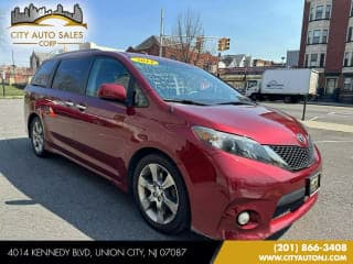 Toyota 2014 Sienna