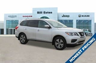 Nissan 2017 Pathfinder