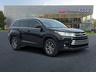 Toyota 2017 Highlander