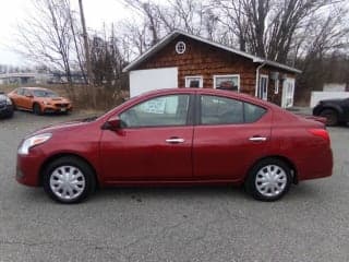 Nissan 2017 Versa