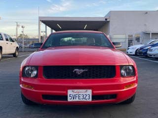 Ford 2006 Mustang