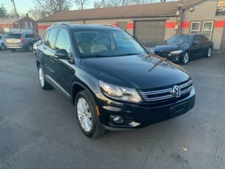 Volkswagen 2016 Tiguan