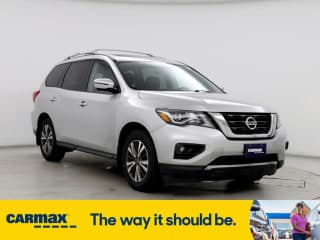 Nissan 2017 Pathfinder