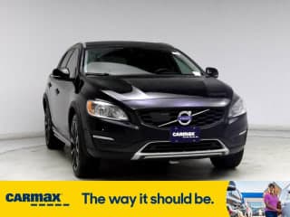 Volvo 2017 V60 Cross Country