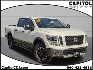 Nissan 2018 Titan