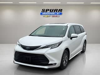 Toyota 2021 Sienna