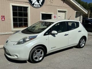 Nissan 2011 LEAF