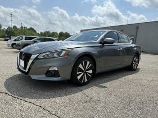 Nissan 2021 Altima