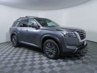 Nissan 2024 Pathfinder