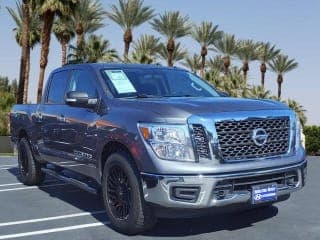 Nissan 2018 Titan