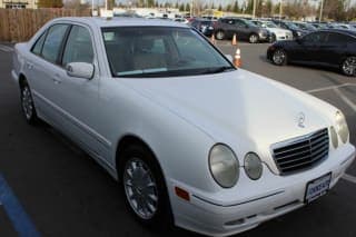 Mercedes-Benz 2001 E-Class