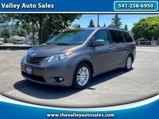 Toyota 2012 Sienna