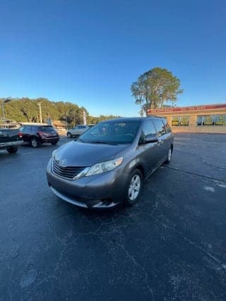 Toyota 2011 Sienna