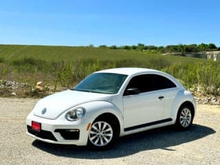 Volkswagen 2017 Beetle